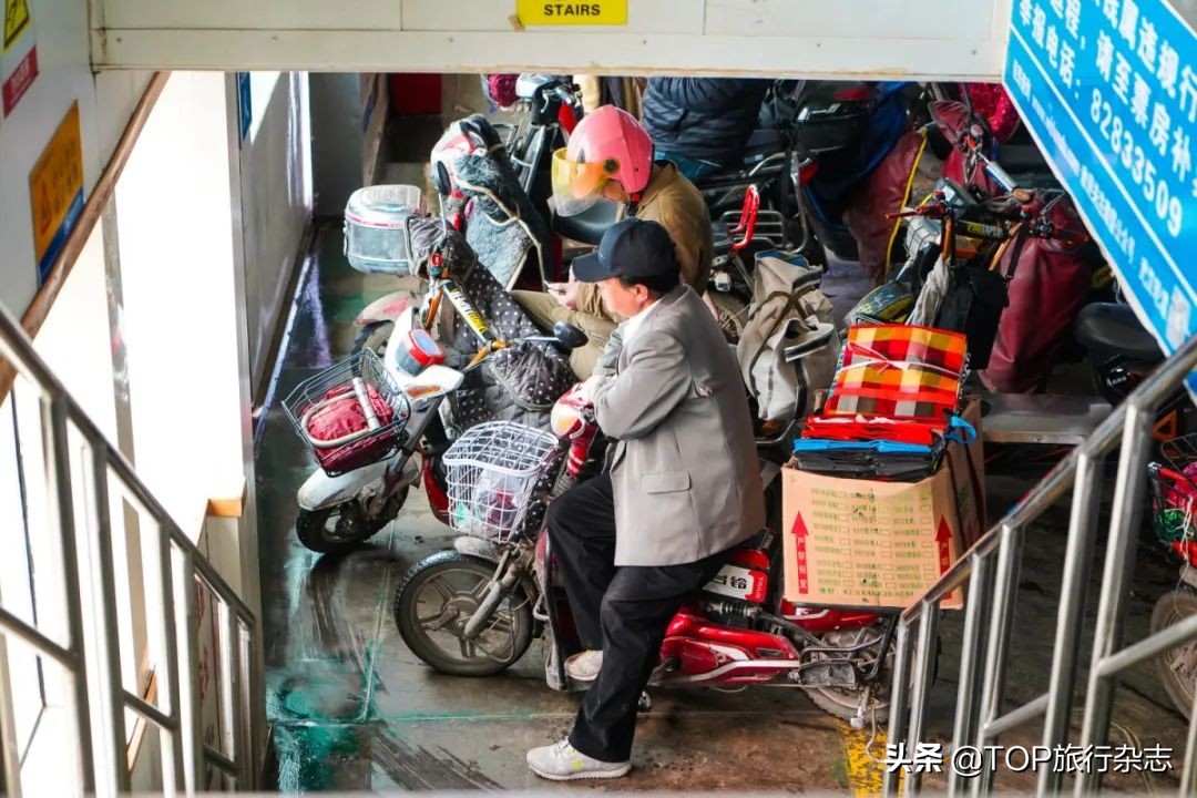 武汉啊武汉歌词,武汉啊武汉歌曲作者