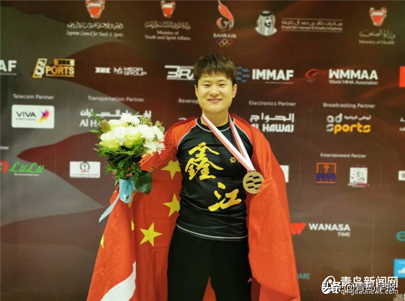 王栋青岛,青岛籍足球元老王栋