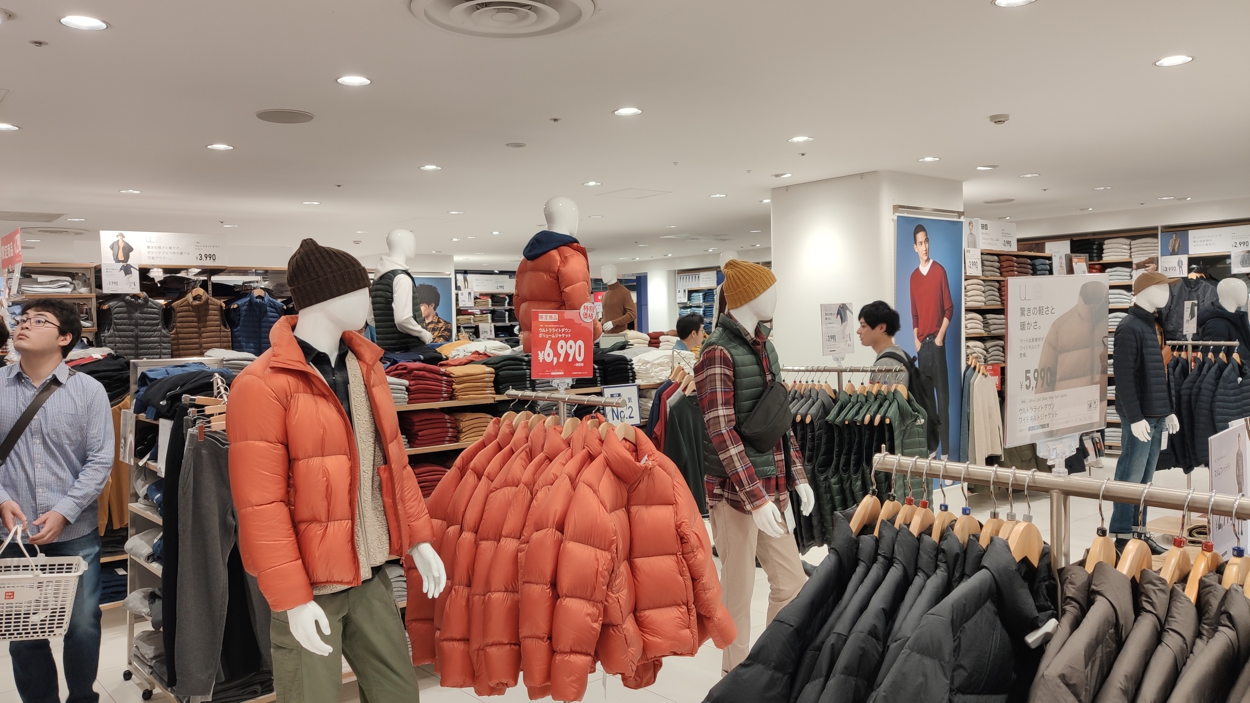 中国企业如果学不会优衣库这三点，就别想超过他