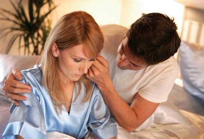 女人更年期什么时候会绝经,女性绝经前是更年期开始吗