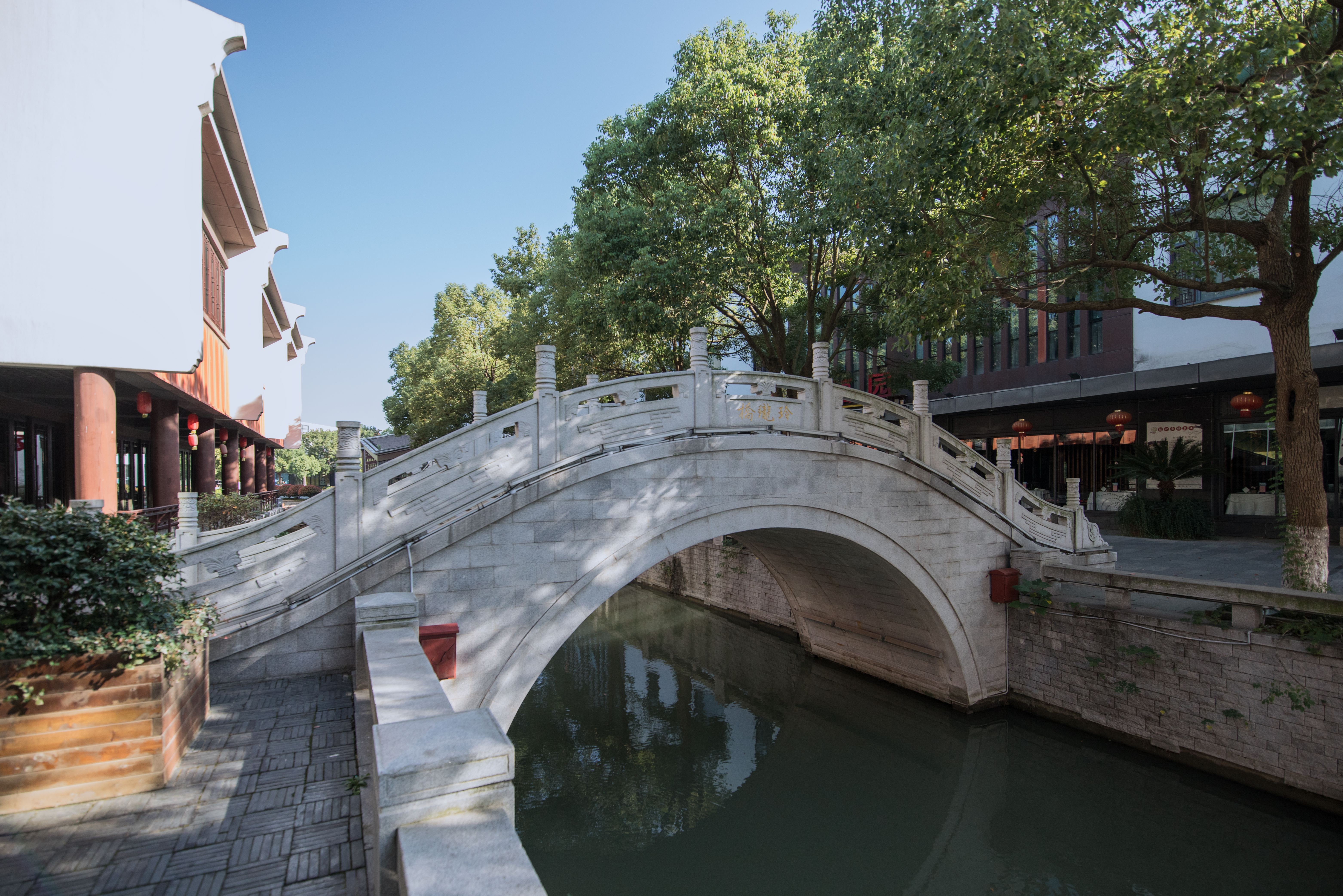 泰州的这家酒店直接温泉入室，还有免费的高尔夫，你会动心么