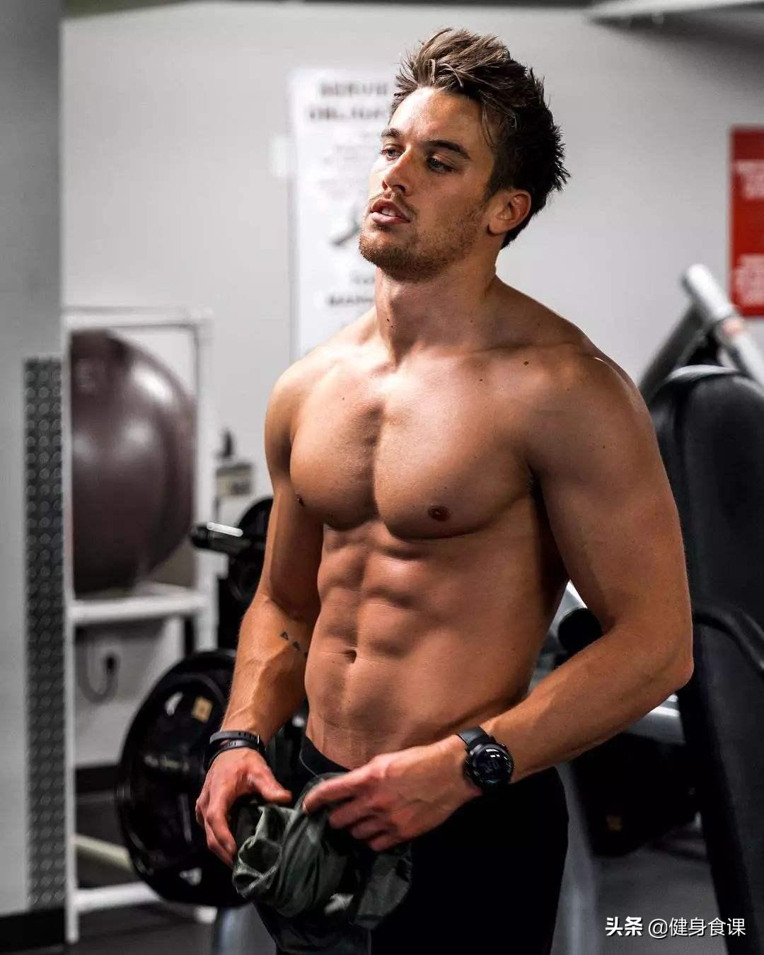 新手健身喝什么样的增肌粉好,蛋白粉用什么冲才会增肌