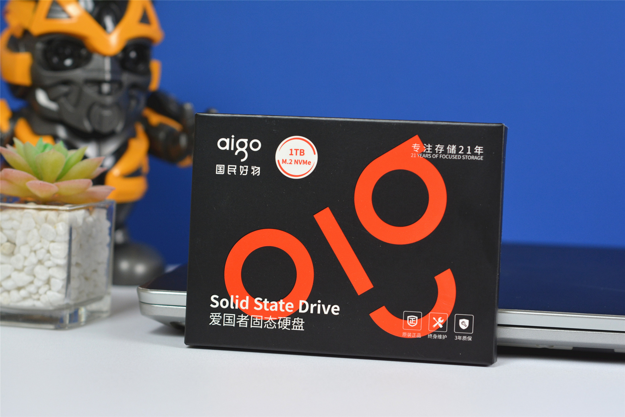 老笔记本升级固态硬盘性价比,十年笔记本更换固态硬盘满血复活