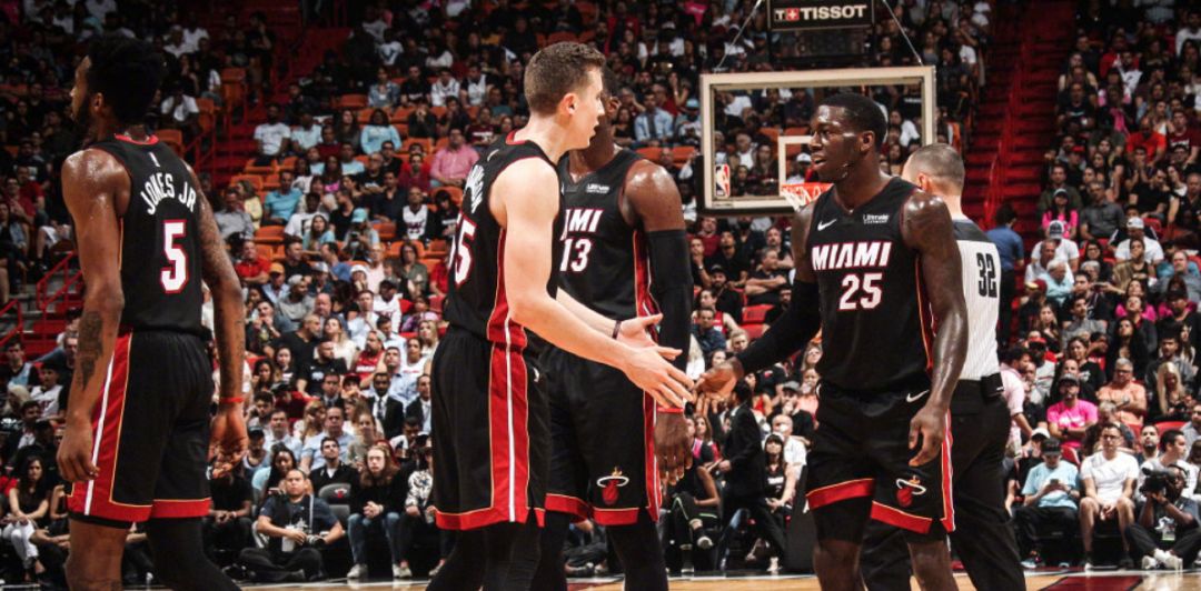 主场不败金身告破，但超巨加持新秀集体爆发的他们是今年最大黑马