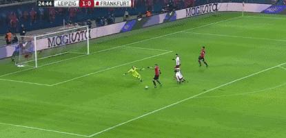 纳格尔斯曼执教风格,纳格尔斯曼年轻就当教练