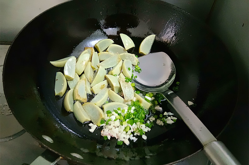 东北实蛋的做法无碱,教你几个鸡蛋的巧妙做法