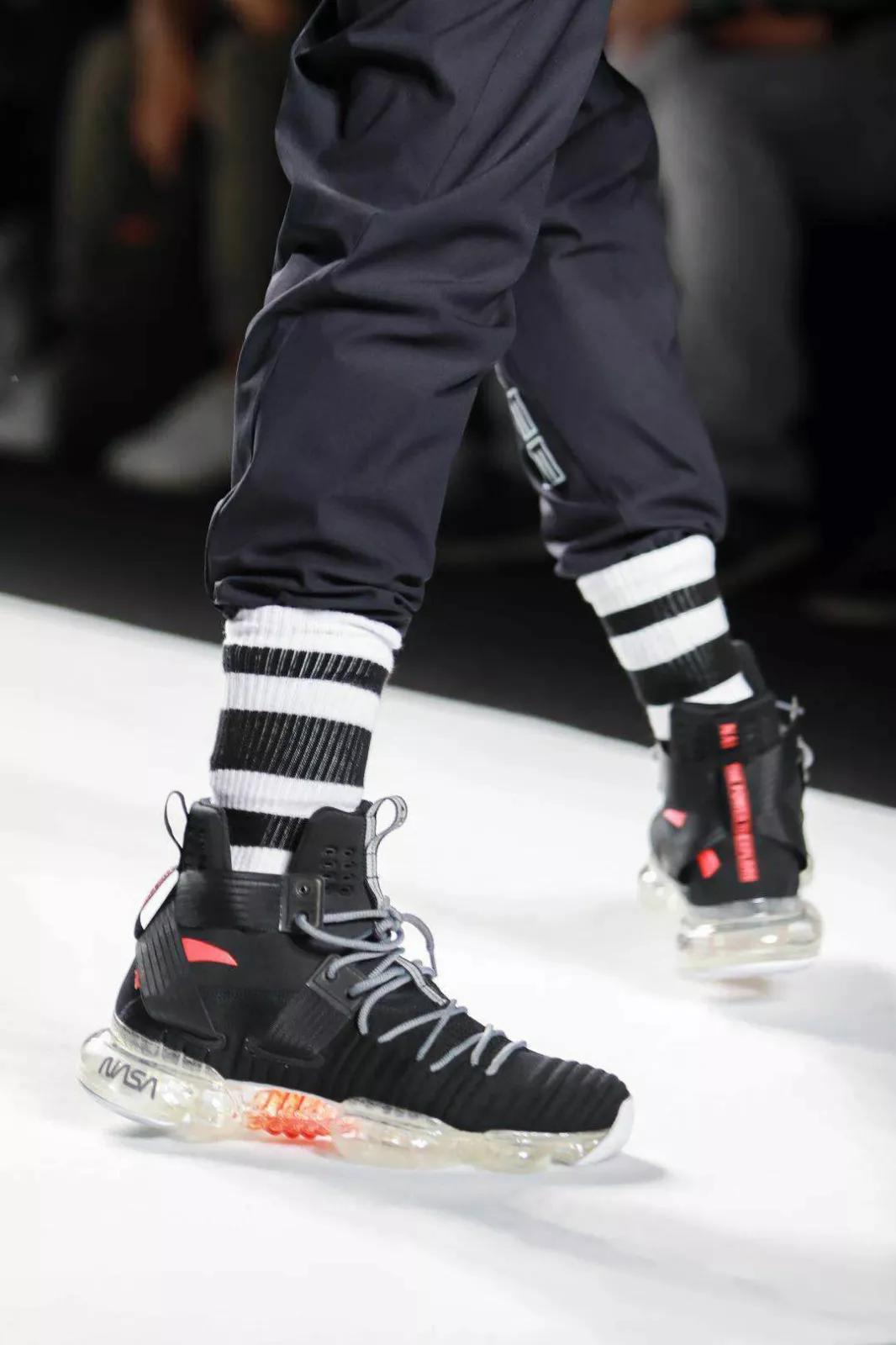 超越阿迪,王一博安踏伟大征程