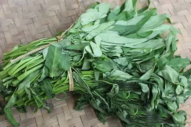 蔬菜发蔫就扔掉?这是浪费!教您一招让蔫了的蔬菜返鲜