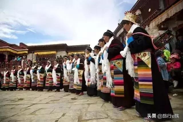 我想带你去*藏西**，行到水穷处，坐看云起时