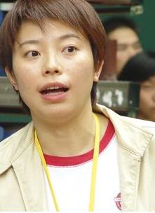 原乒乓队员杨影现在干什么呢,原乒乓世界冠军解说杨影现况怎样