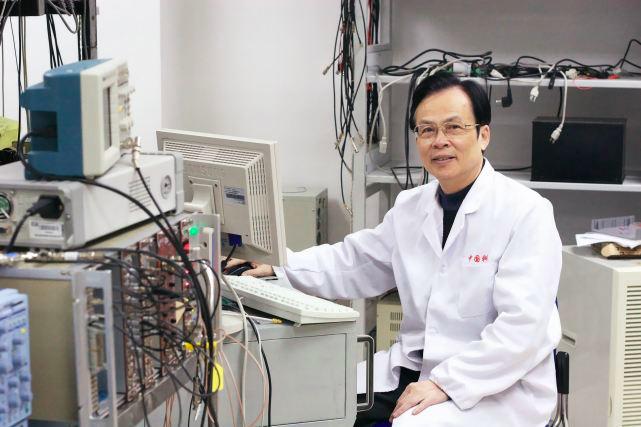 美国拒签中国留学生是美国损失更大，中国则需要加把劲留住人才