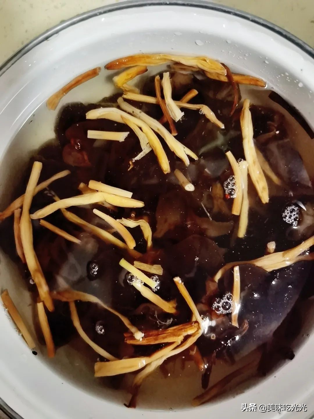 自制牛肉小炒泡馍,自制牛肉泡馍小炒