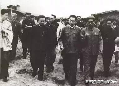 唯一担任过副总理的开国中将，毛*东泽**称其为帅才，周恩来苦撑危局的左膀右臂