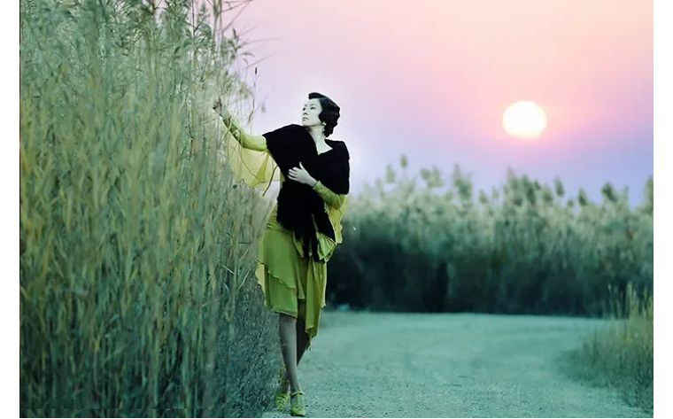 歇斯底里英文原意,歇斯底里这个成语怎么来的