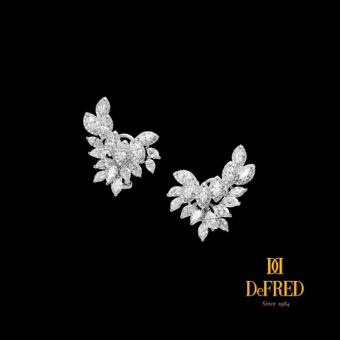 关之琳香港佳士得珠宝 (关之琳戴天价珠宝)