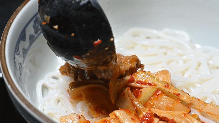 蒙自源米线团购全国通用双人套餐,蒙自源米线180块套餐