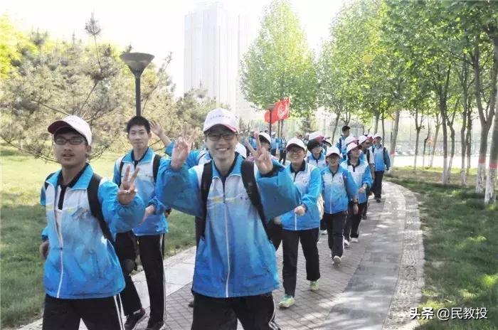 石家庄精英中学校长李金池纪录片,石家庄精英中学校长李金池被采访