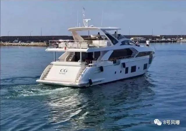 她们还在名媛群拼单，这位柜姐已经收服了世界顶级海王