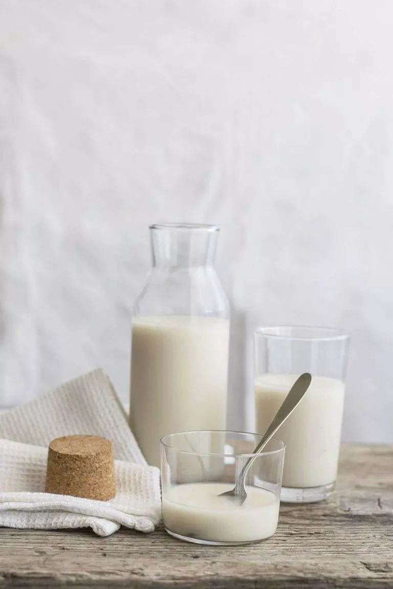 关于牛奶的这些知识你真的了解吗,牛奶虽好哪10类人不宜喝牛奶