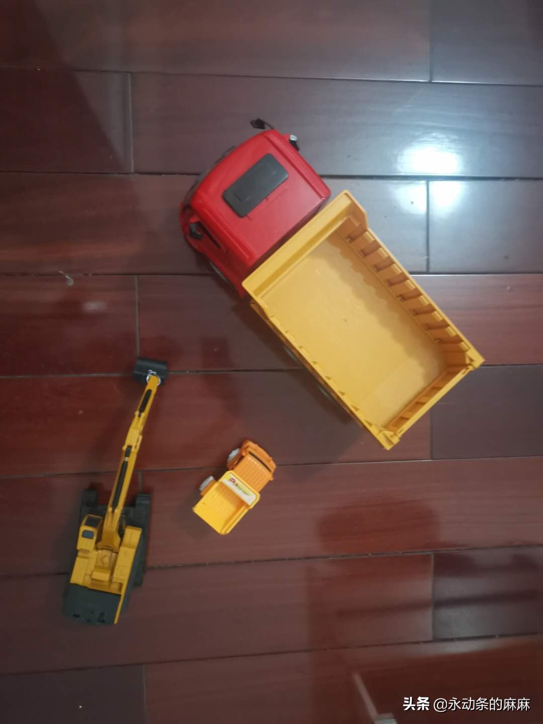 2年给儿子买了100辆玩具车是什么体验？祭出我的玩具车购买攻略