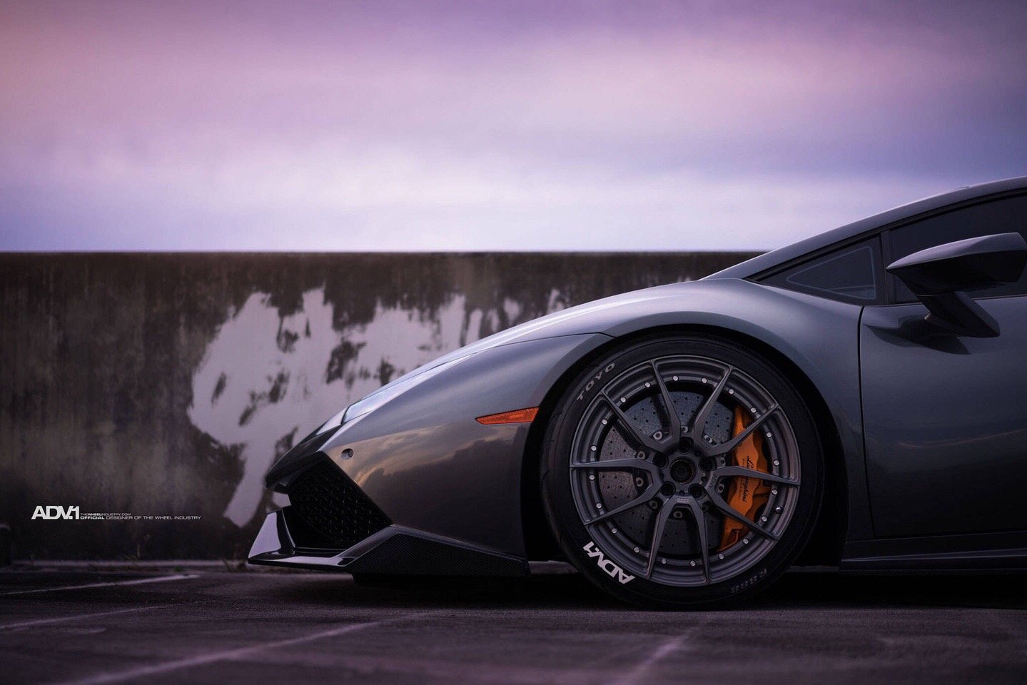 advan轮毂上路效果,huracan外观改装