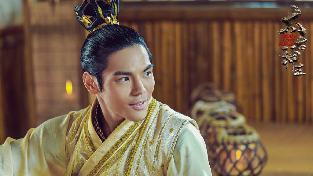 向佐一身肌肉怎么锻炼的,向佐健身练腰