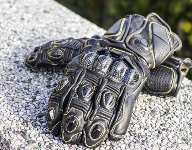 平价摩托车手套测评,冬季骑行手套摩托车测评