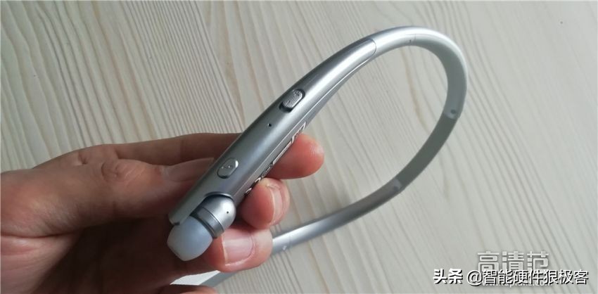 lghbs910蓝牙耳机韩国,lg900颈戴式蓝牙耳机适合听歌