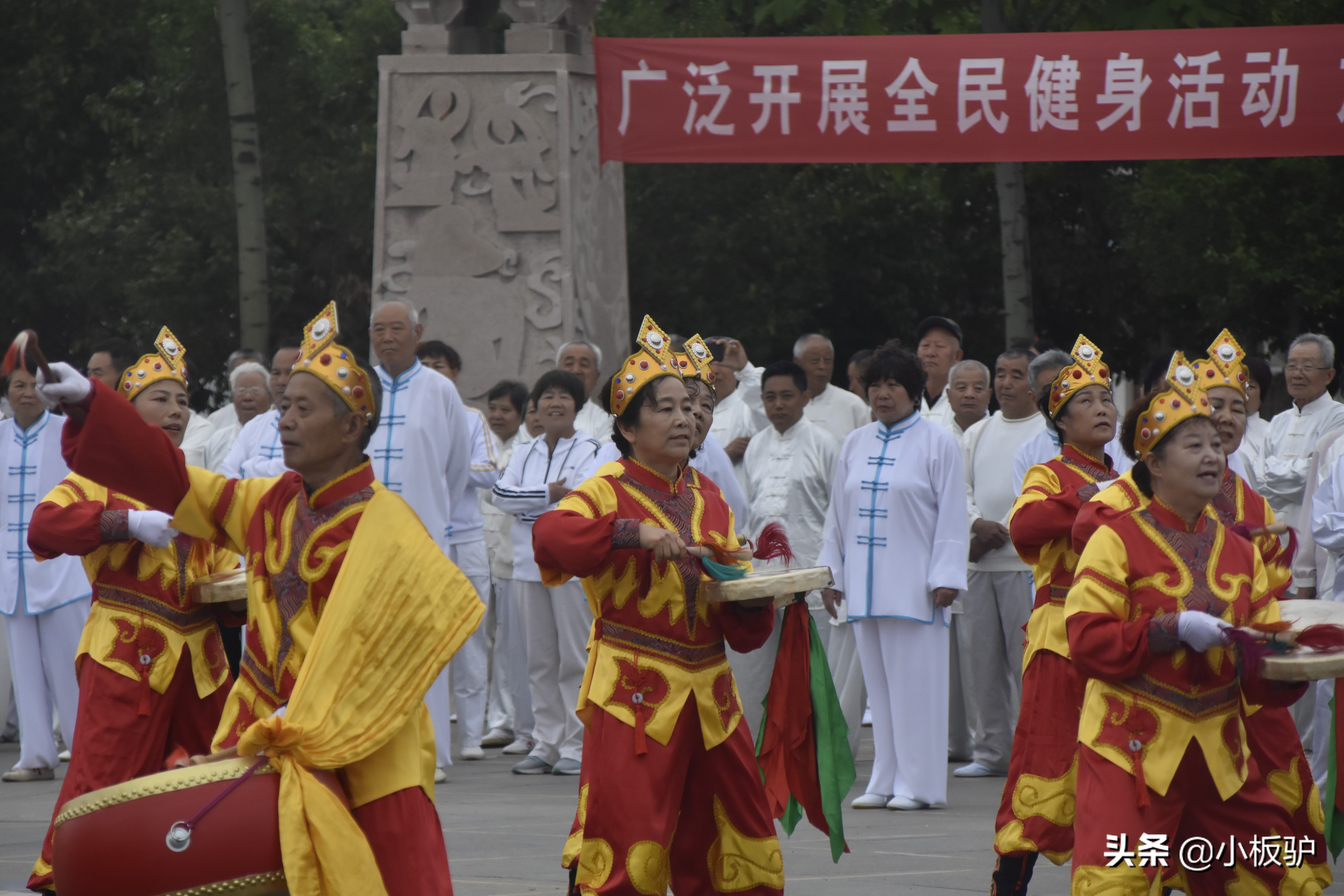激情锣鼓表演,秧歌威风锣鼓表演完整版