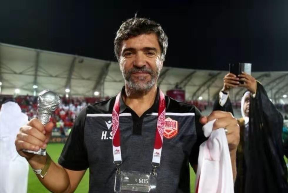 因面相不好被拒绝，如今带领巴林夺冠，啪啪打脸中国足协