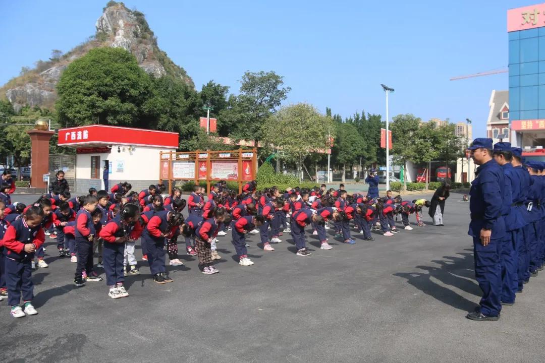 *防队消**里的生活~他们来揭秘啦~