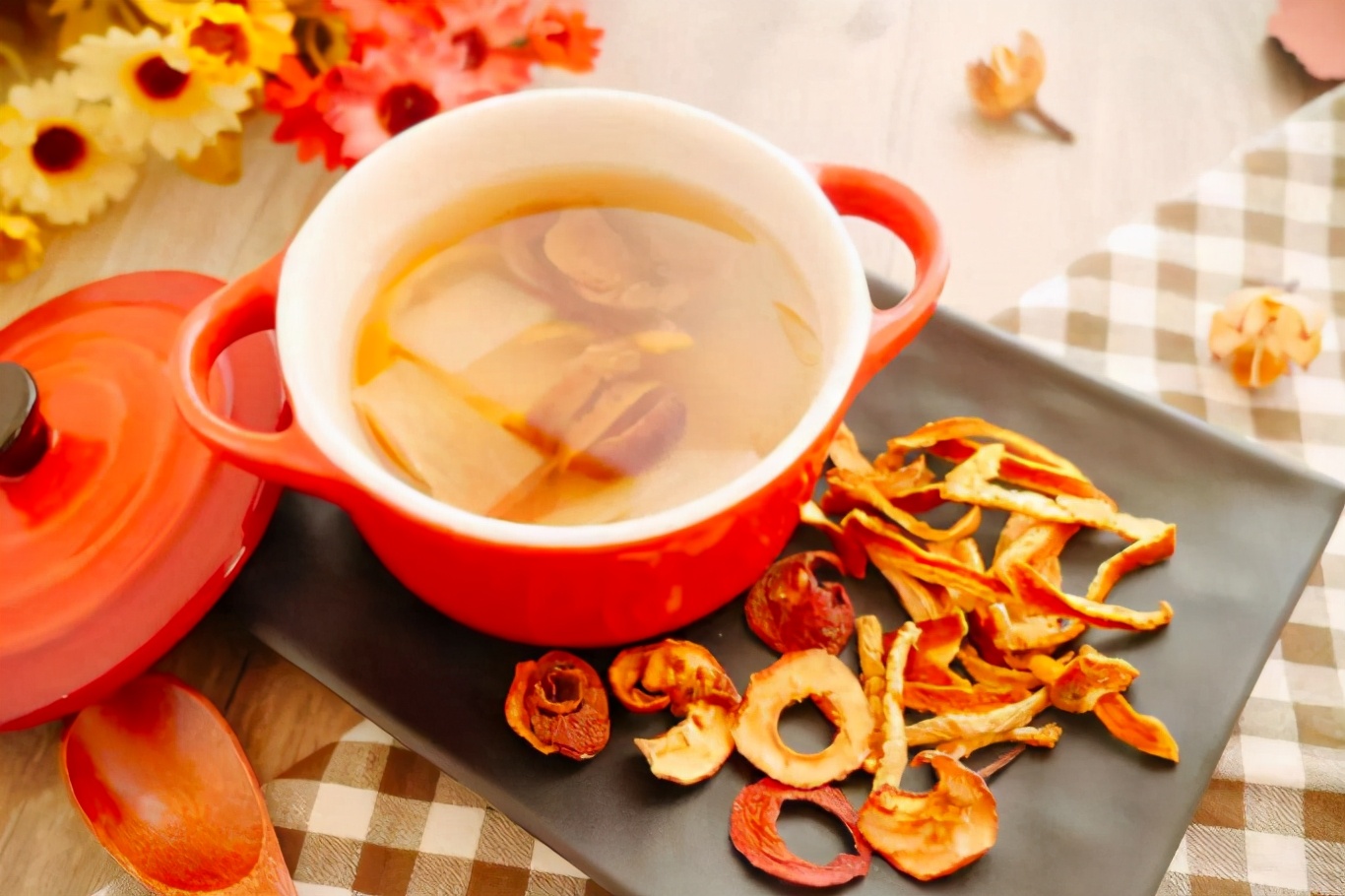 双胞胎身高差大怎么回事,双胞胎身高比父母矮很多怎么回事