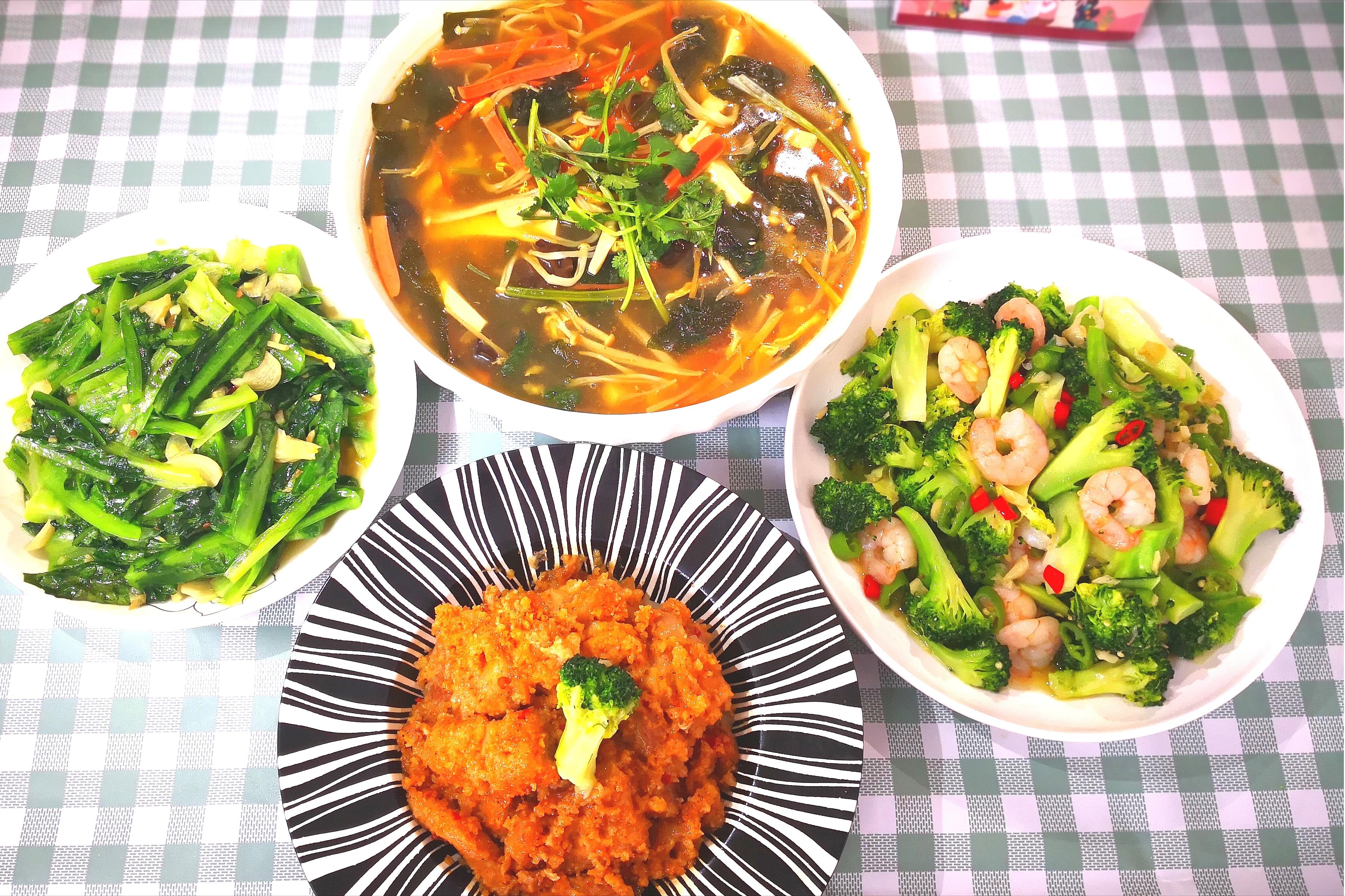 钟点工阿姨一般多少钱,钟点工阿姨一个月多少钱