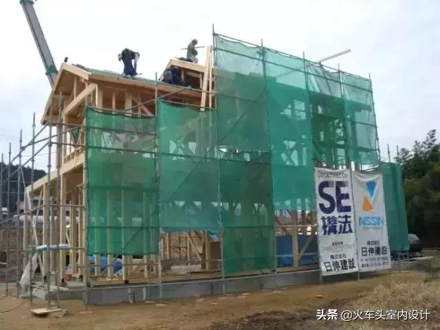 日本地震很多都是木质结构房屋吗,日本房屋为什么这么能抗住地震