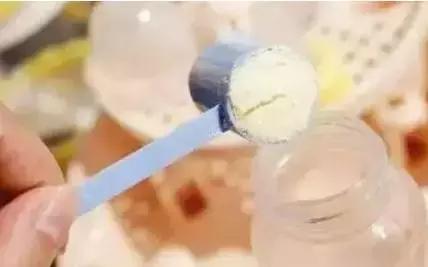 奶粉冲错的危害,奶粉冲错也会影响孩子上课的吗