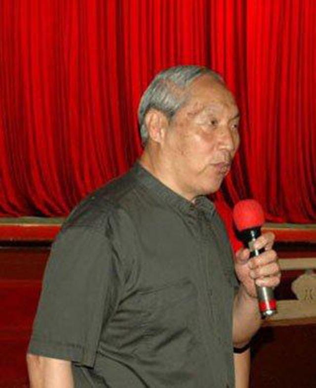 京剧红灯记李玉和,京剧红灯记李玉和剧照图片