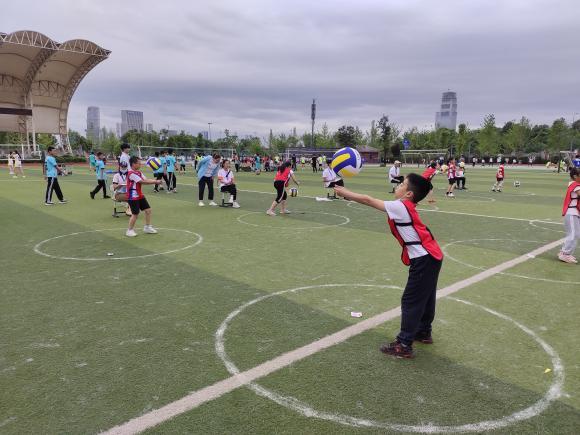 天府新区华阳中学篮球馆,华阳中学天府新区小学部运动会