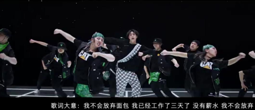 这就是街舞第四季王一博炸场,这就是街舞4张艺兴王一博开场