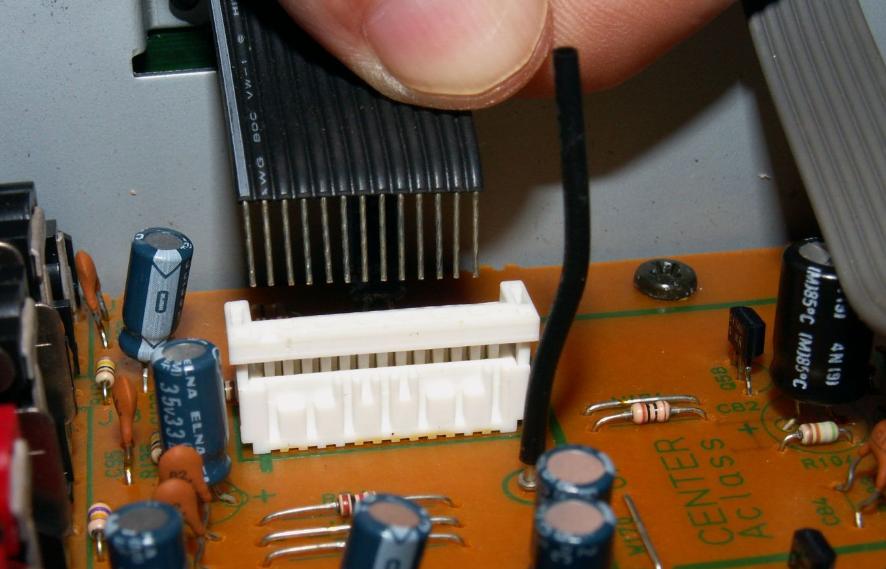 修一台建伍高端功放内部线路不亚于一台黑白电视机