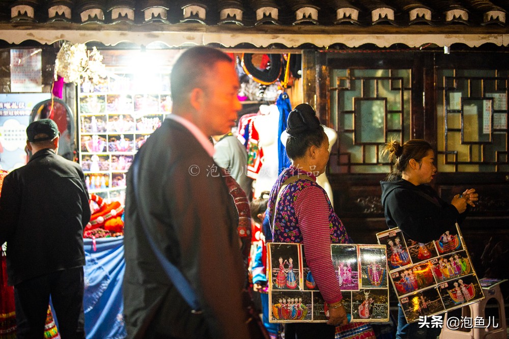 贵州租苗服多少钱,贵州景区租苗服