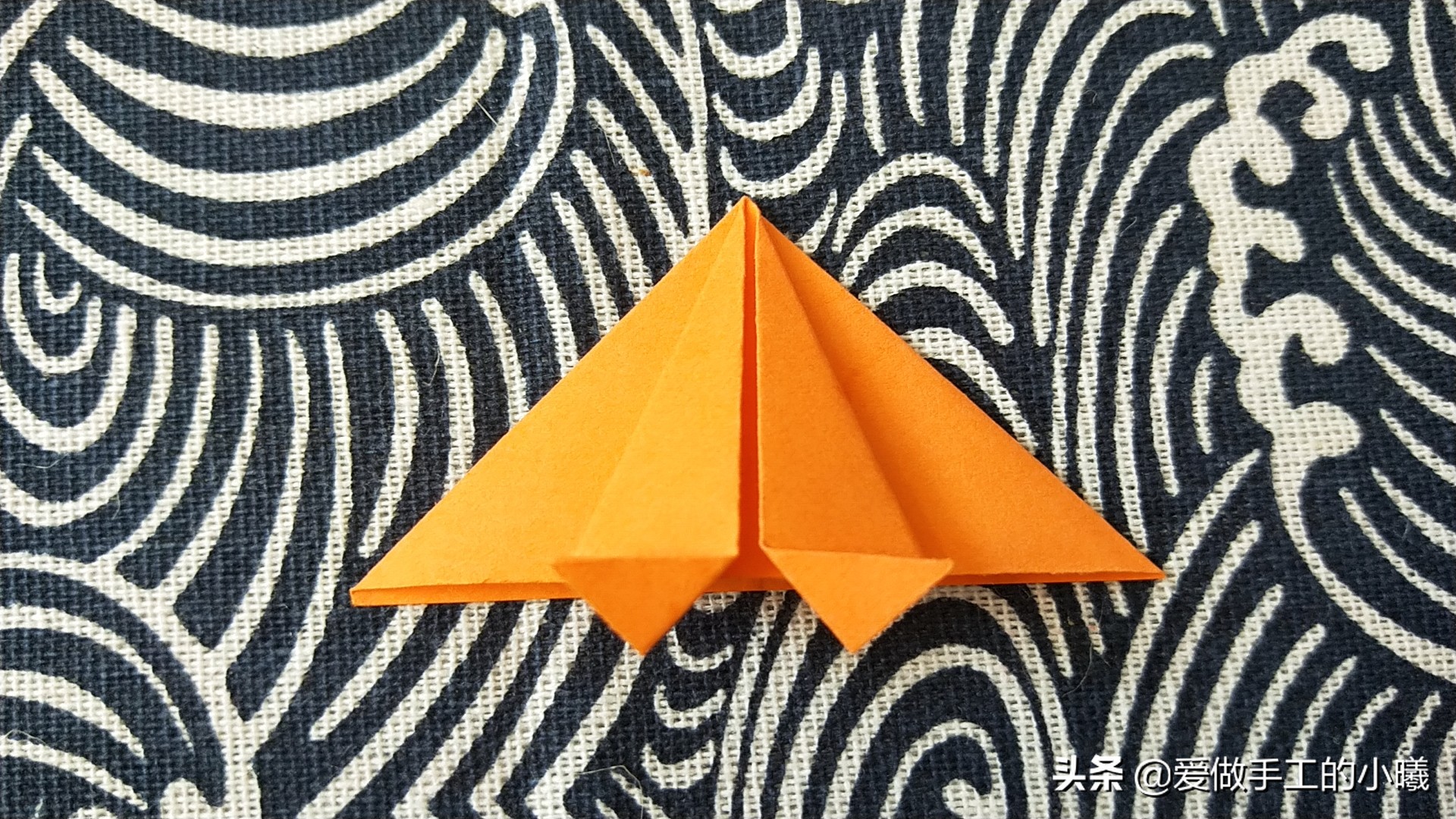 向日葵手工折纸手抄报立体,可以套在手上的向日葵折纸