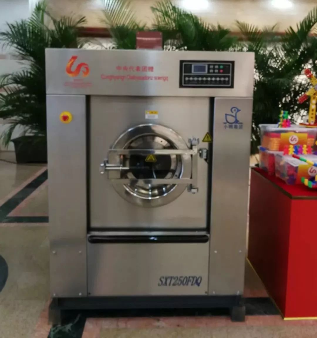 中央代表团赠送给广西的礼物,广西成立60周年赠送的礼品