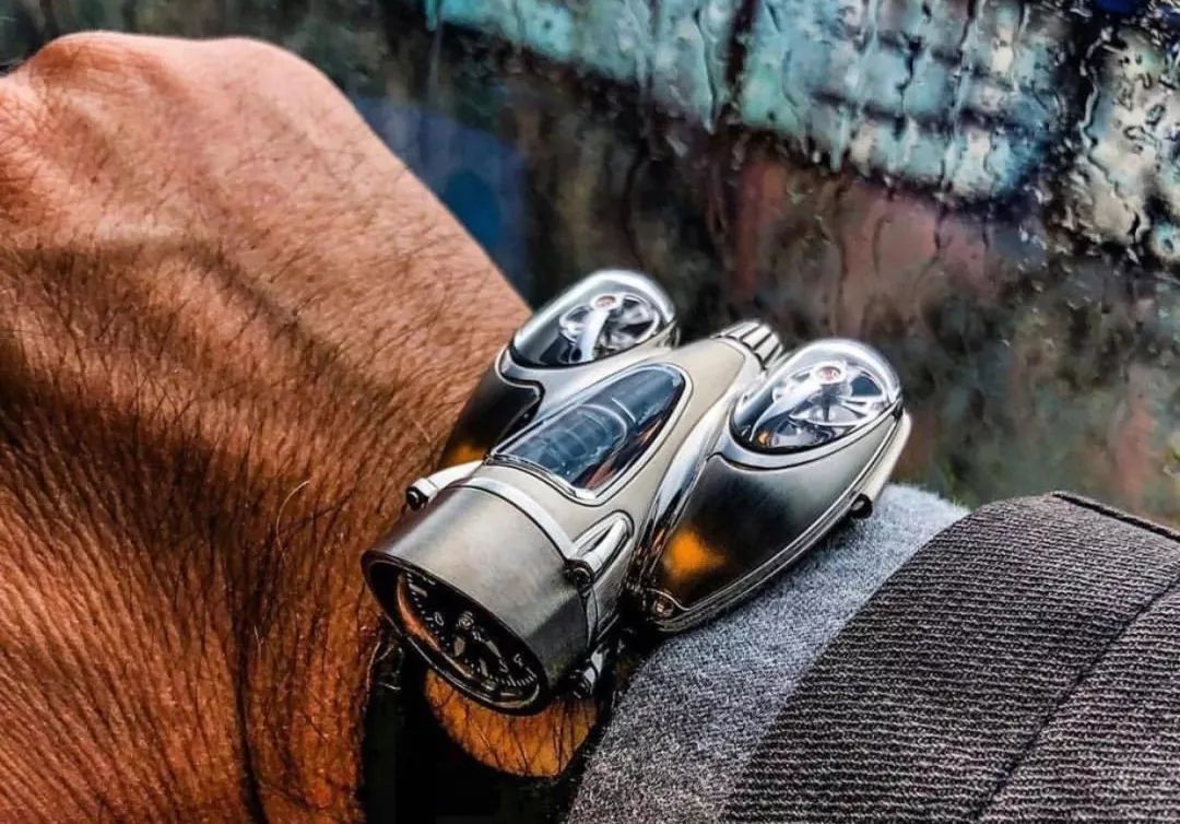 戴表路上花的冤枉钱，都是当初脑子里进的水