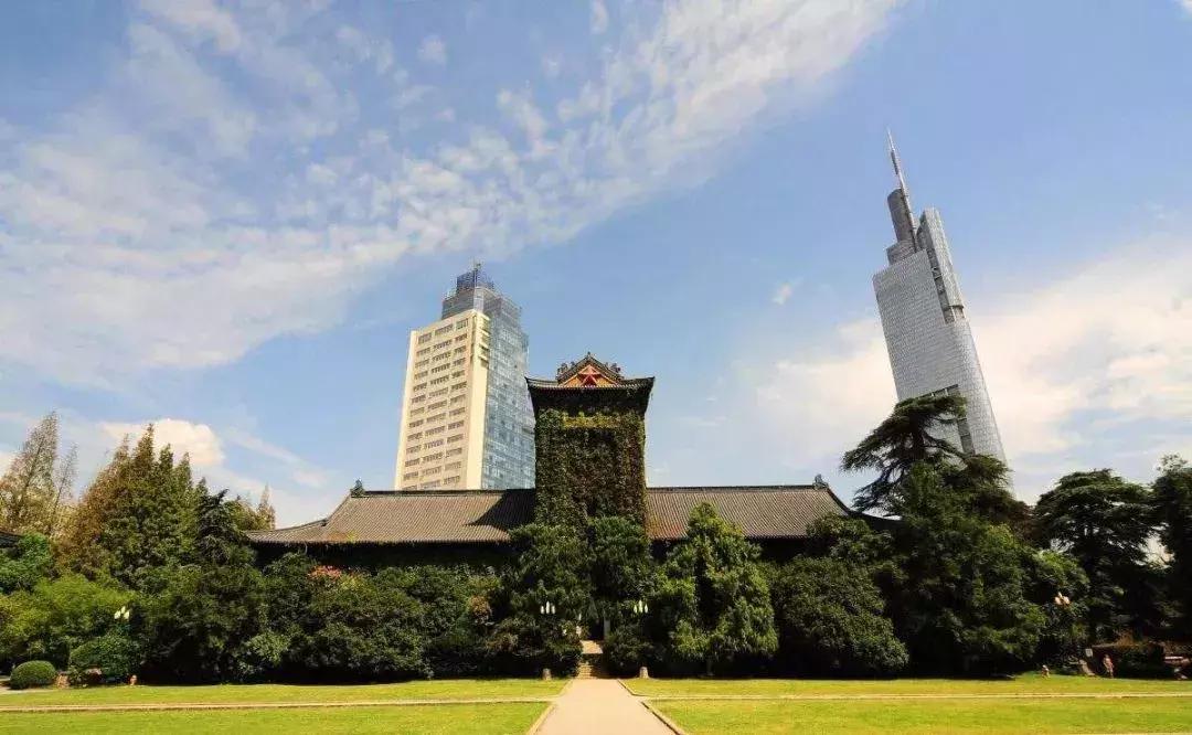 上海比较容易考全日制mpacc院校,mpacc学费最低却最好的大学