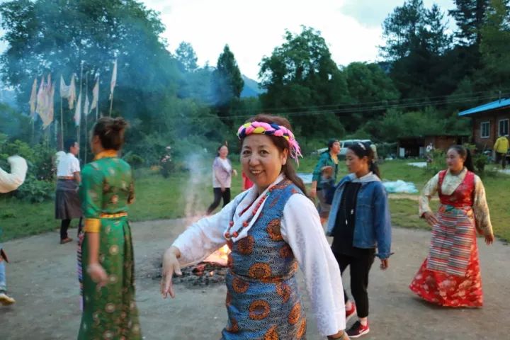 有一种风情叫江南烟雨,波密塞外江南