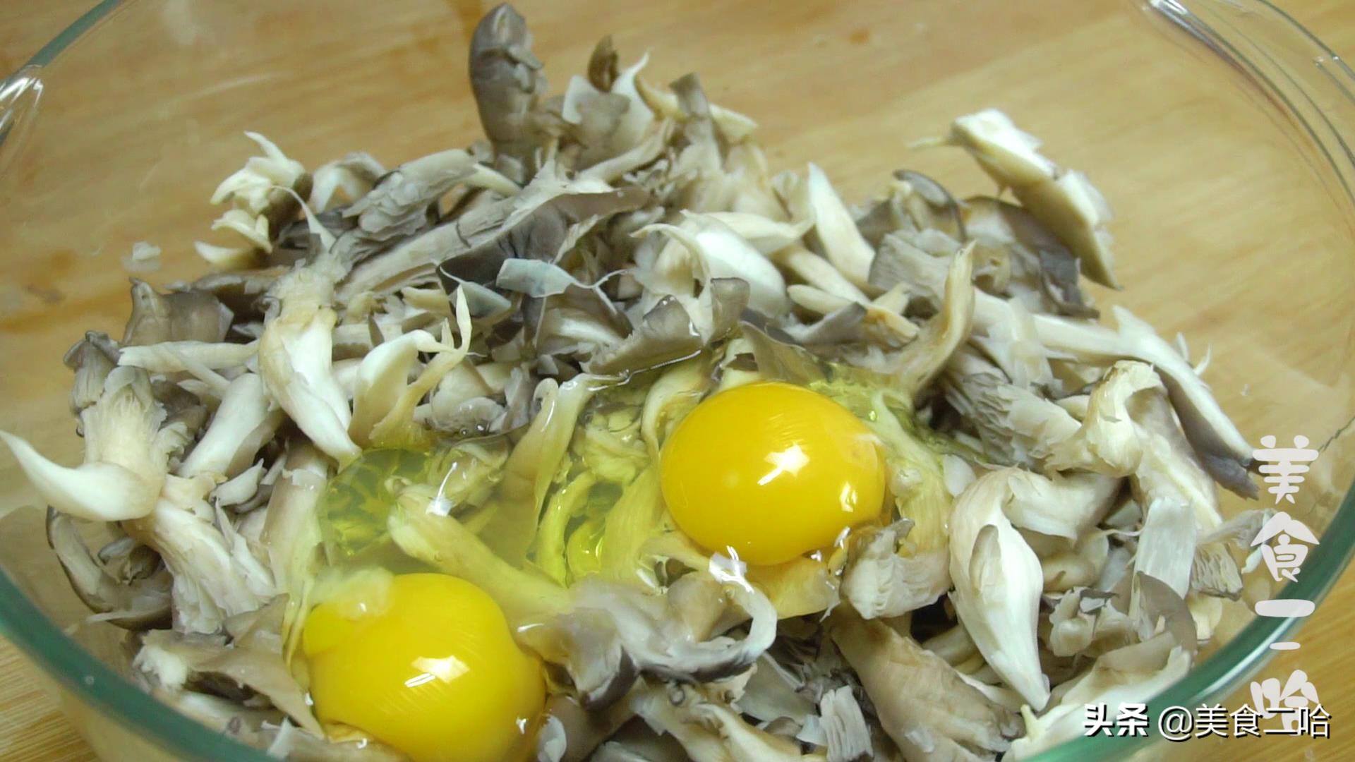 自从知道蘑菇可以这样吃,我家一周吃5次,酥香咸脆,比吃肉过瘾