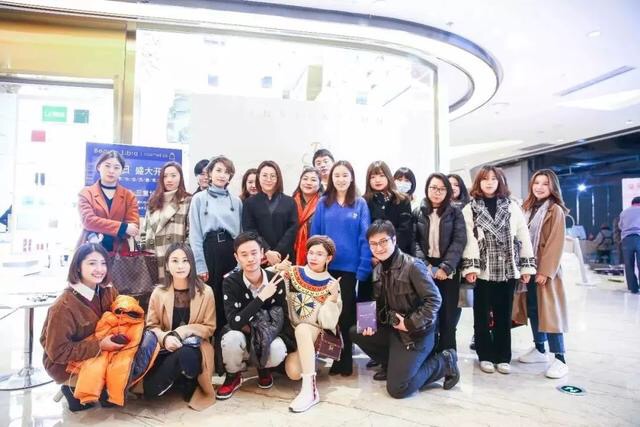 进口大牌美妆集合店,轻奢美妆集合店