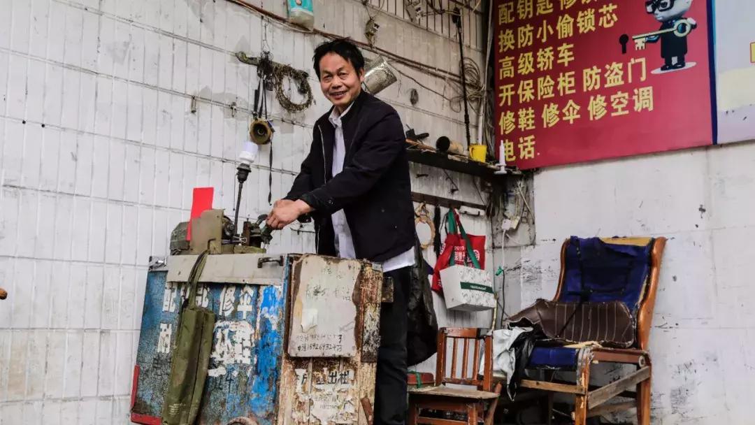 咸宁*毛老**巾厂的生活，几代人的青春