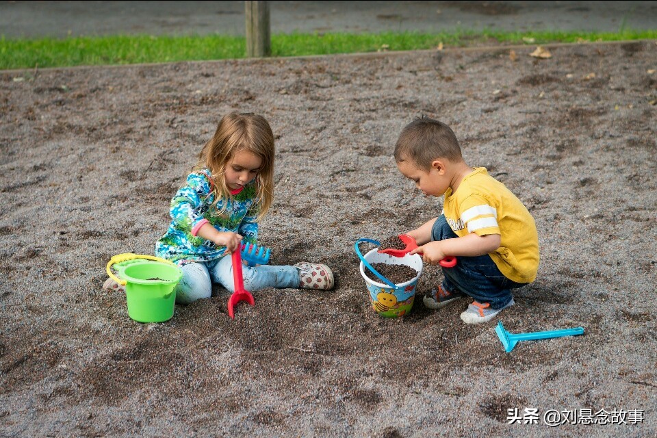 故事：不会做生意的玩具店，经常劝顾客不要买，销量反而越来越高