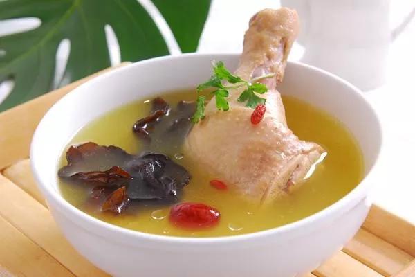 一条广告语，让这家餐厅月营业额增加52万！餐厅广告语6*法大**则